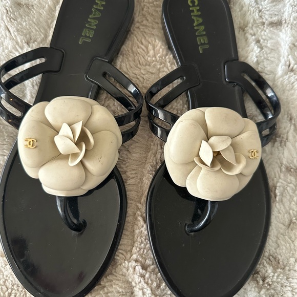 Chanel Black and Cream Women's Sandals - Picture 2 of 5